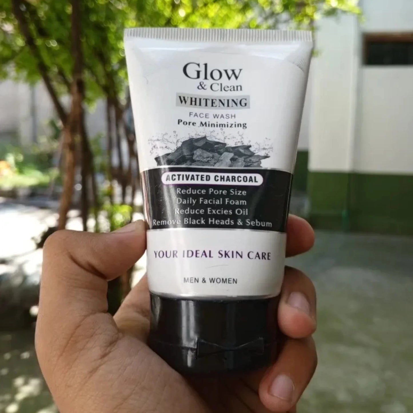 Glow & Clean Charcoal Face Wash | Deep Cleansing & Oil Control