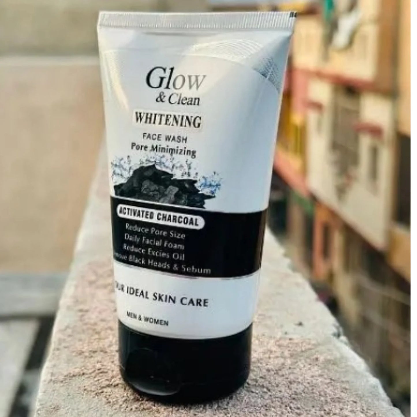 Glow & Clean Charcoal Face Wash | Deep Cleansing & Oil Control